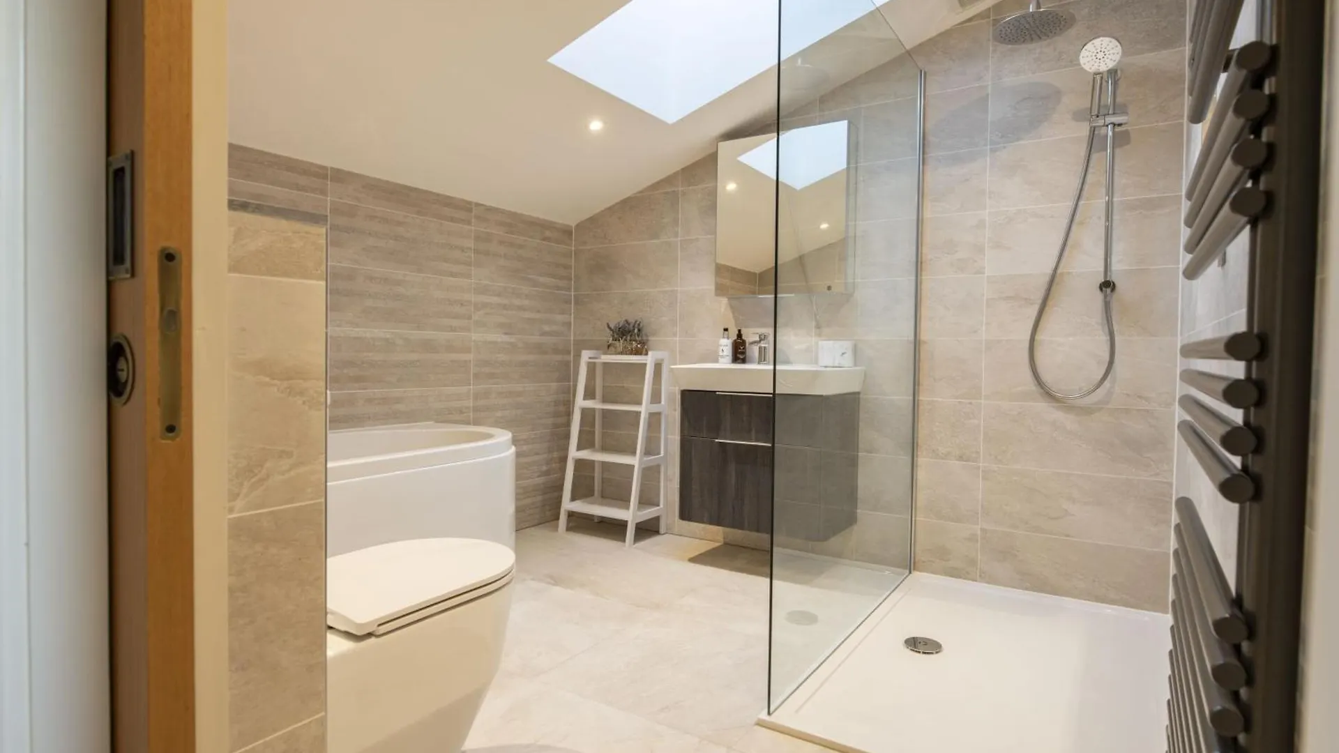 The Horse Box Villa Leyburn
